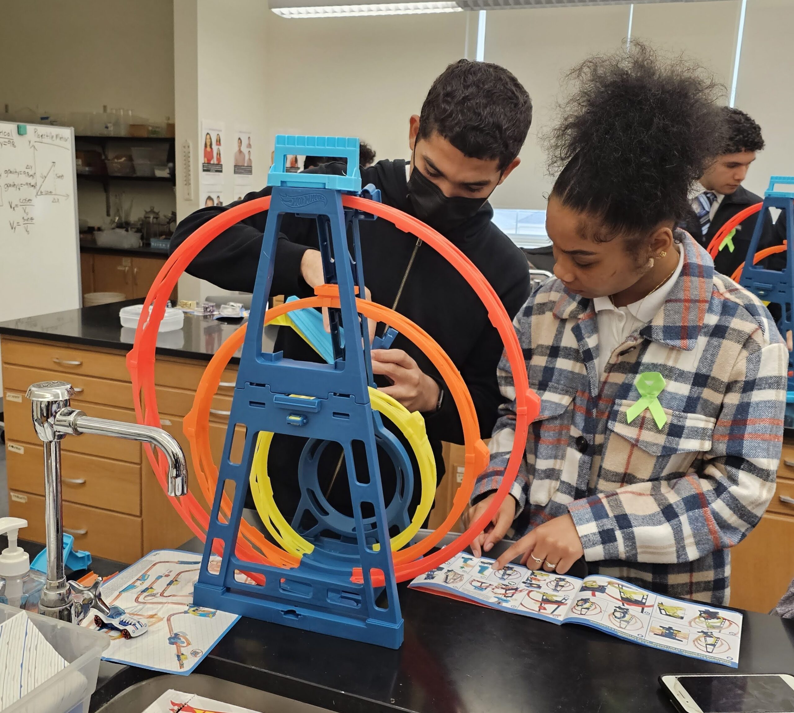 Cristo Rey De La Salle high school lab in California