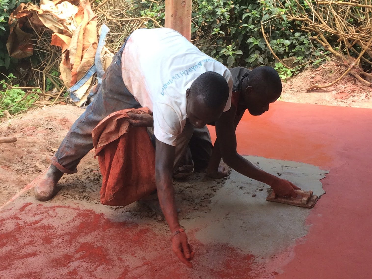 Women working at EarthEnable